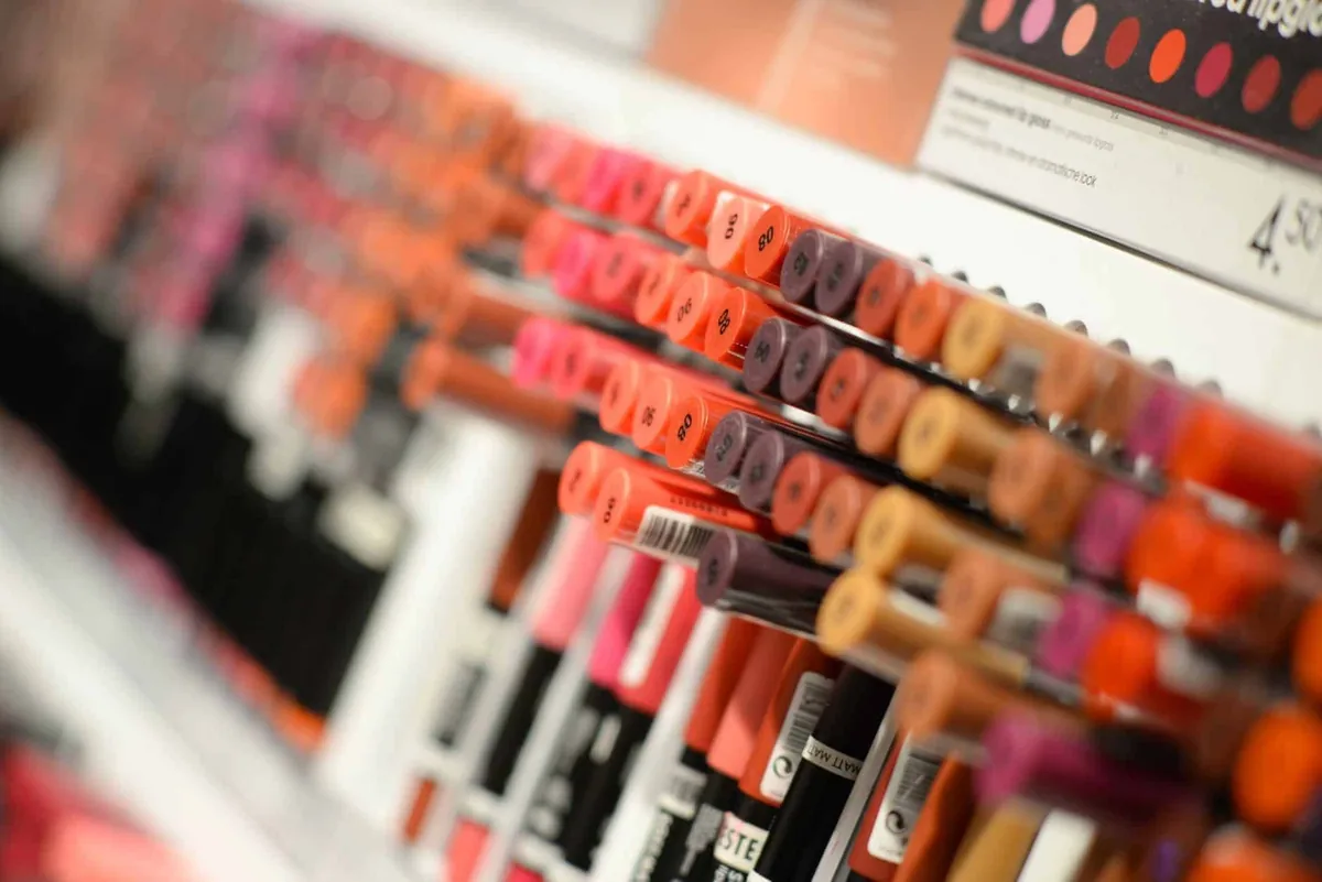 Makeup Curation: What is It and How To Do It