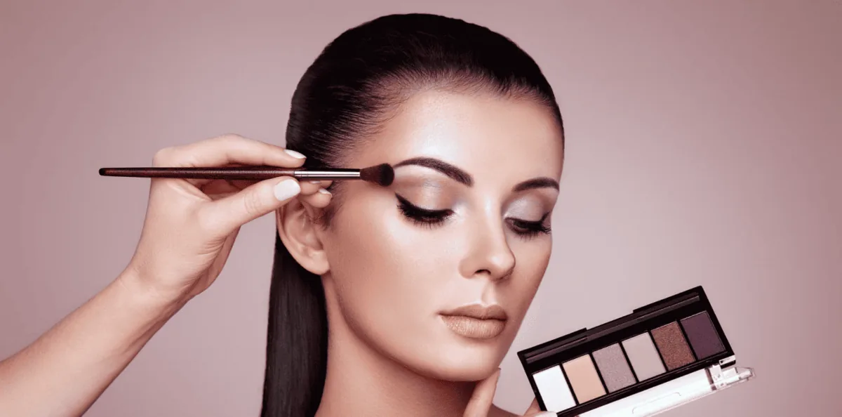How to Do Special Event Makeup
