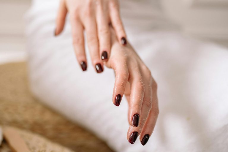 7 Things to Look For When Choosing a Nail Spa