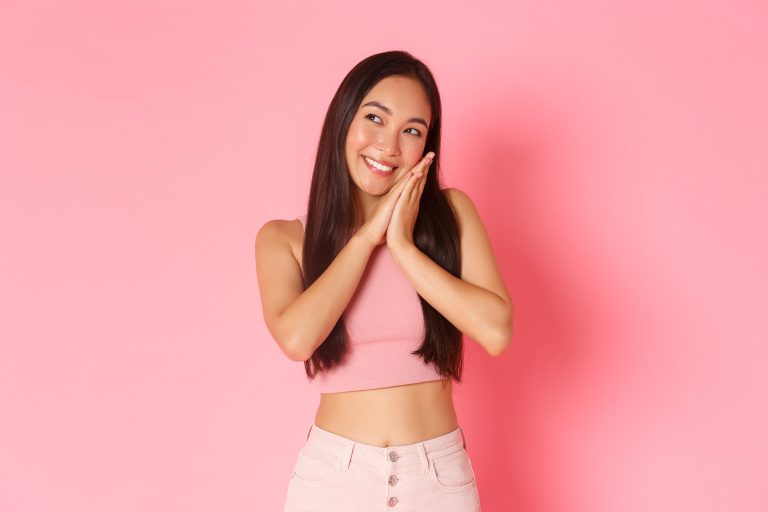 How to Achieve an Effortlessly Clean Look and Vibe